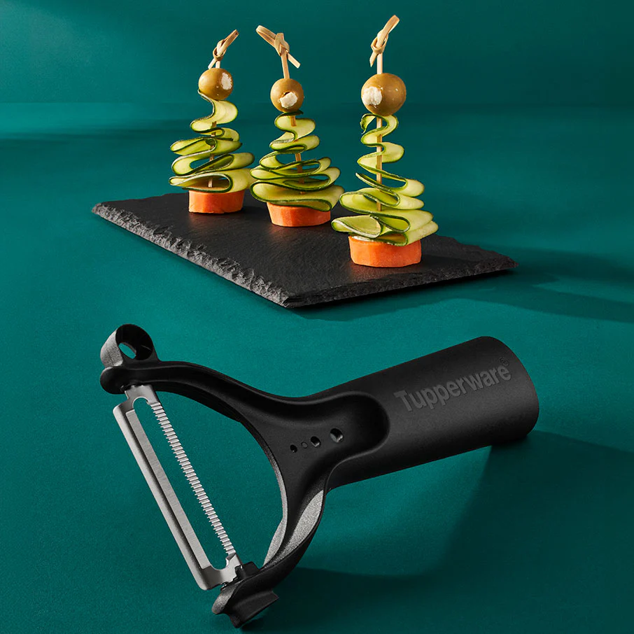 Tupperware® 5-in-1 Universal Peeler | Double Blade Vegetable Peeler - Image 5